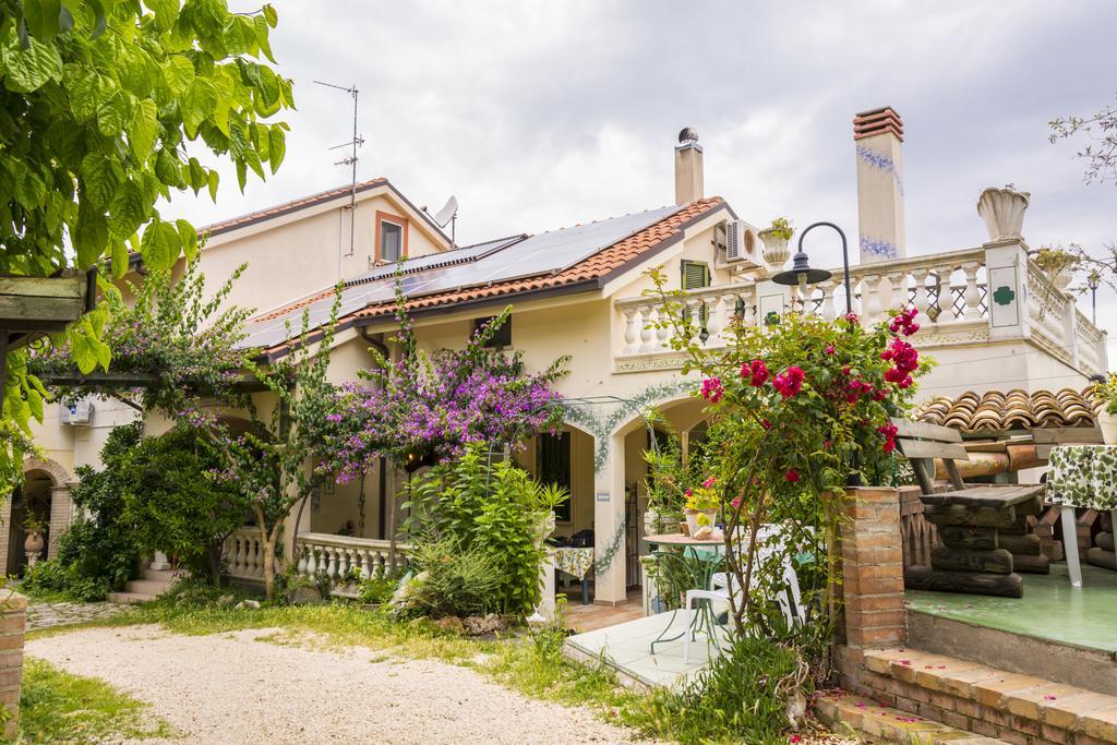 Agriturismo Il Quadrifoglio Chieti Exterior photo